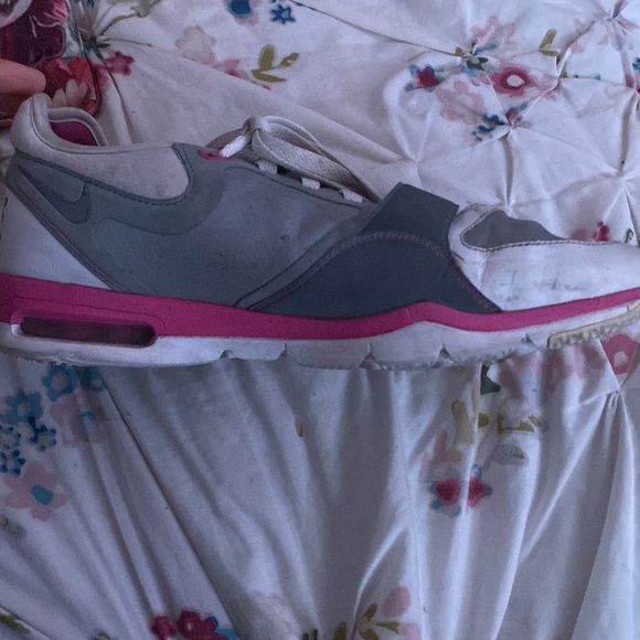 barely warn - Picture 3 of 4